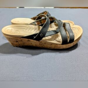 Crocs Sandals Wedge Heel Cork‎ Bottom Size 7 Womens Slip On